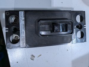 Used Siemens QJ22B200 Molded Case Circuit Breaker 200A Brand New