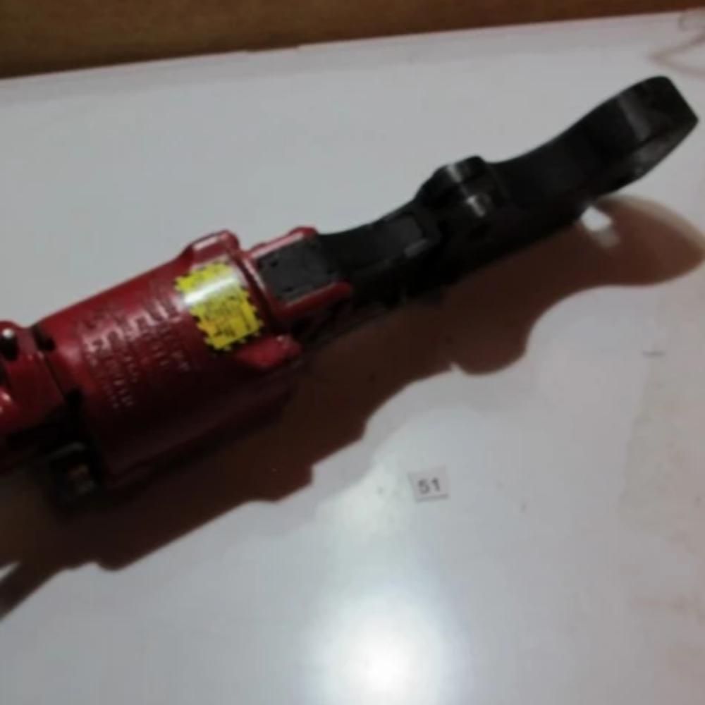 Chicago Pneumatic Cp 0351 Compression Riviter Pusppun Coast Machinery Group Chicago Pneumatic Cp 0351 Compression Riviter Pusppun Coast Machinery Group