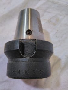 ETM 40 x R8 Tool Holder