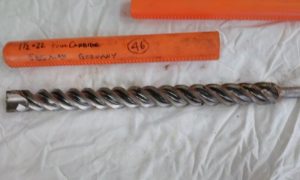 FOUR flute carbide SDS MAX concrete drill Germany Dewalt