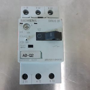 Used Siemens 3RV1011-OHA10 Circuit Breaker
