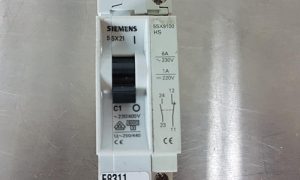 Siemens 5SX21 C1 Circuit Breaker + 5SX9100 HS Auxiliary Contact Block