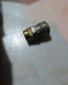 Series 2 - R16 RL Twist lock Female Air Connectors (100 +/-)