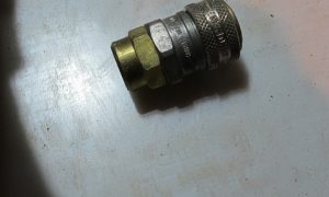 Series 2 - R16 RL Twist lock Female Air Connectors (100 +/-)