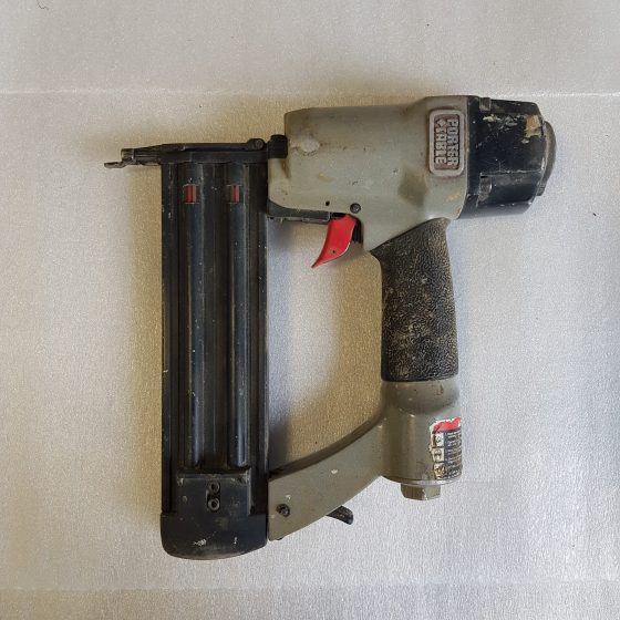 PorterCable Pneumatic 18Gauge 11/2inch Narrow Crown Stapler Coast
