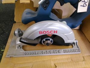 Bosch 18V cordless saw c/w blade