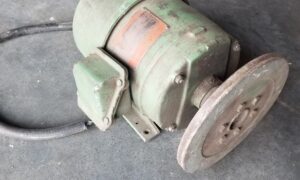 Canadian General Electric 9F3096P 2 HP Electric Motor