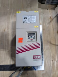 KEB COMBIVERT F4 VERIABLE FREQUENCY DRIVE