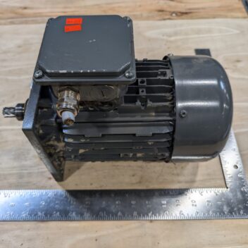 Lenze 3 Phase Electric Motor MDEMA1M090-32