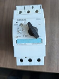 Used Siemens 3RV1021-4EA10 Motor Starter Protector