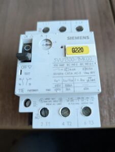 Used Siemens 3VU1300-1MK00 Starter Motor Protector