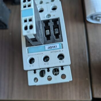 Used Siemens 3RT1034-3B Contact Block With 3RH-1921-2CA01 Aux. Switch