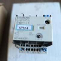 Used Siemens 3RT1916-2CG11 Timer Delay With 3RT20162BB42 Contact Block