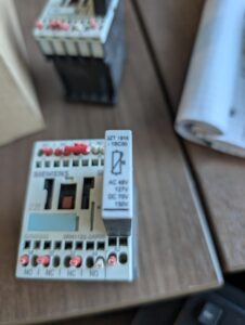 Used Siemens 3RH1122-2AF00 Contact Block with a 3Zt 1916-1BC00 Surge Suppressor