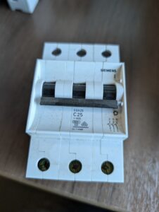 Used Siemens Miniature Circuit Breaker C25 5Sx23