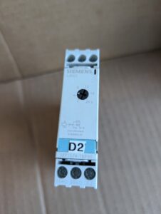 Used Siemens Sirius 3R On Delay Timer Relay 3RP1574-1NP30