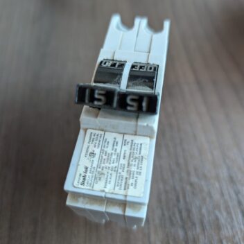 Used Stab Lok 15Amp Breaker switch