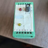 Used Pheonix Contact IVS2844 Analog Signal Conditioner