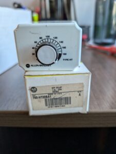 Used Allen Bradley 700 HT Timing Relay 700-HT12AA1
