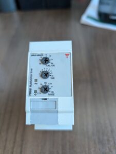 Used Carlo Gavazzi PMB01DM24 Multifunction Timer
