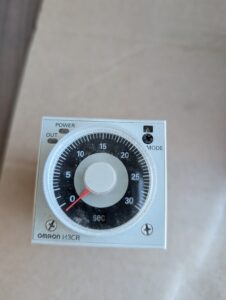 Used Obron HC3R-A8 Timer with OC3 Aux Base