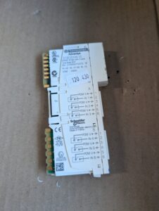 Used Schneider STBDDI3610 24V Power Distribution Module `