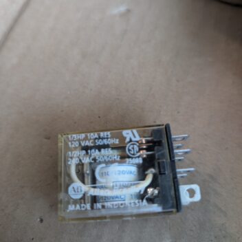 Used Bradley 700-HF32A1  Control Relay Blade Plug In Style
