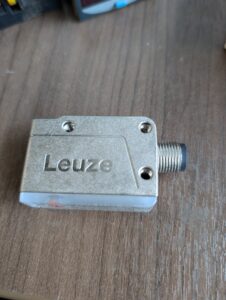 Used Leuze PRK18B T2-PX-M12 Light Barrier 2601052 PN# 50117361