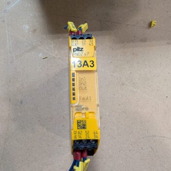 Used Pilz 750107 PNOZ S7 Safety Relay E-Stop Monitor
