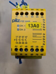 Used Pilz 774584 PZE X4V8 24V  Safety Relay