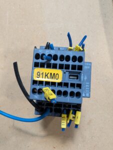 Used Siemens Contact Block 3P 380V 9 With Aux 3RH2911-2HA11 & Contact 3RT2916-1BBOO