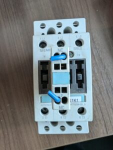 Used Siemens Sirius 3RT1034-3BB40  Contactor