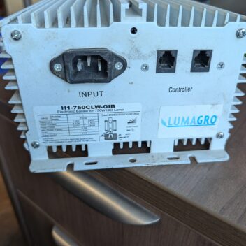 Used Lumagrow H1-750CLW-GIB Ballast For 750W HID Lamp