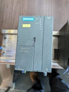 Used Siemens 6ES7361-3CA01-0AA0 Simatic S7-300IM Interface Expansion Rack Module