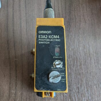Used Omron E3A2-XCM4 Photo Electric Switch With Sensitivity Controls