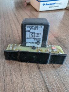 Used Allen & Bradley 8-591 Plug-In Style Relay For 42MTB Base