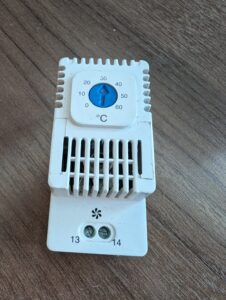 Used Alpha Electric THV2 Thermostat 10A at 250V