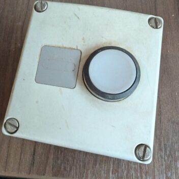 Used Siemens 3 SB 38 Control Button Switch