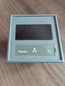 Used Pantec Amp Meter 1372-AVA 5Axx 110-220V 50-60HZ 5A AC 750VAC