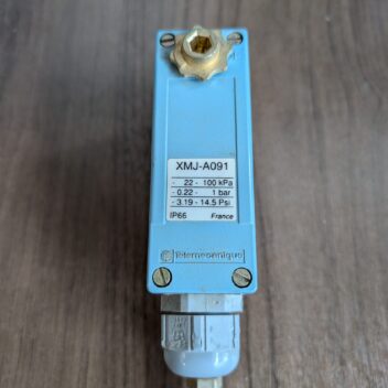 Used Telemecanique Pressure switch XMJ-A091 3.19-14.5 PSI