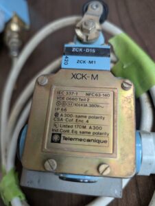 Used Telemecanique Limit Switch ZCK-M1 With Cable & ZCK-D15 With ZCK_D15 Roller Arm Attachment & Tool Holder