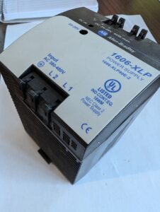 Used Allen Bradley Power Supply 1606-XLP90E-2 AC Input 380-480V 50-60HZ .6A