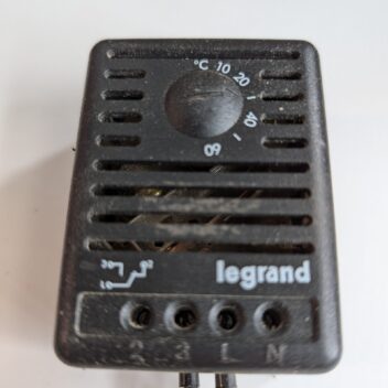 Used Legrand Electronic Thermostat For Industrial Cabinets 34847 230V 50-60HZ Features Changeover Contacts