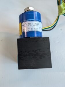 Used GC Valves Solenoid Valve S302Z1004 24DC 40PSI 10W Brand New In Box