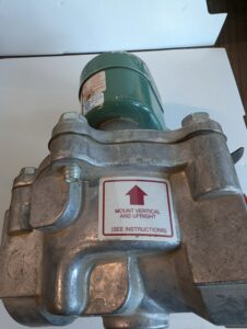Used Asco 2 Way Solenoid Valve 8215B60 25PSI 120-60V-HZ 15.4W 1.25Inch Pipe Size