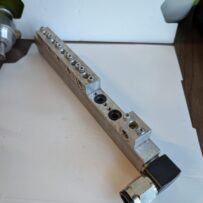 Used Aluminum 8 Way 10 Port Pneumatic Manifold Distribution Block