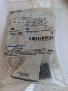 Used Allen Bradley Spring Return Selector Switch 800EP-SB32 In Original Package