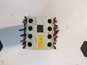 Used Moeller Contact Block DIL 00 M 4 With 31 DIL M Auxiliary Block