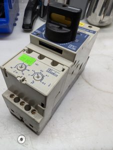 Used Telemecanique Integral 32 LD4-LC130 Full Voltage Contactor Switch