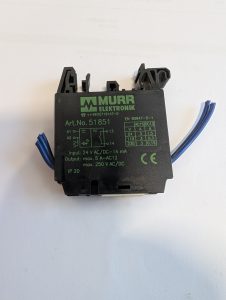 Used Murrelektronik 51851 Relay Module  110-250VAC 50-60 Hz